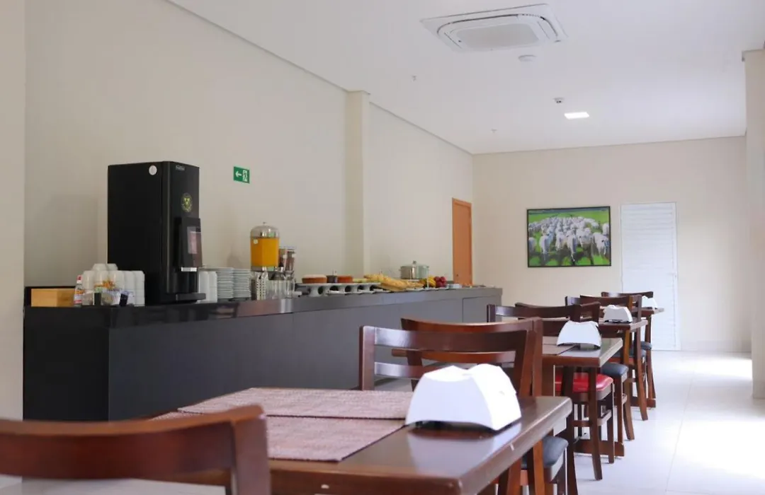 Hotel Fly - Aeroporto Cuiabá-1