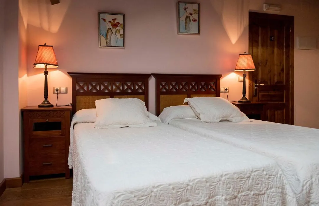 Hotel Rural Casona Trabadelo-1