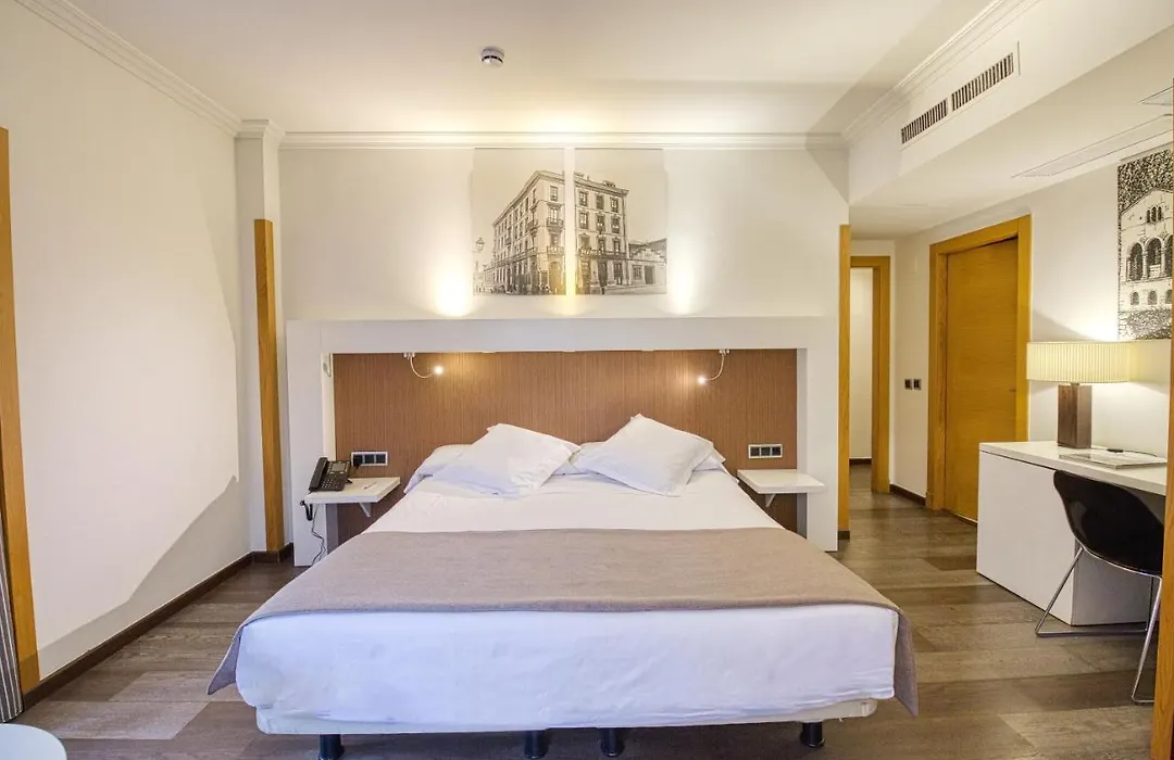 Gran Hotel España-1