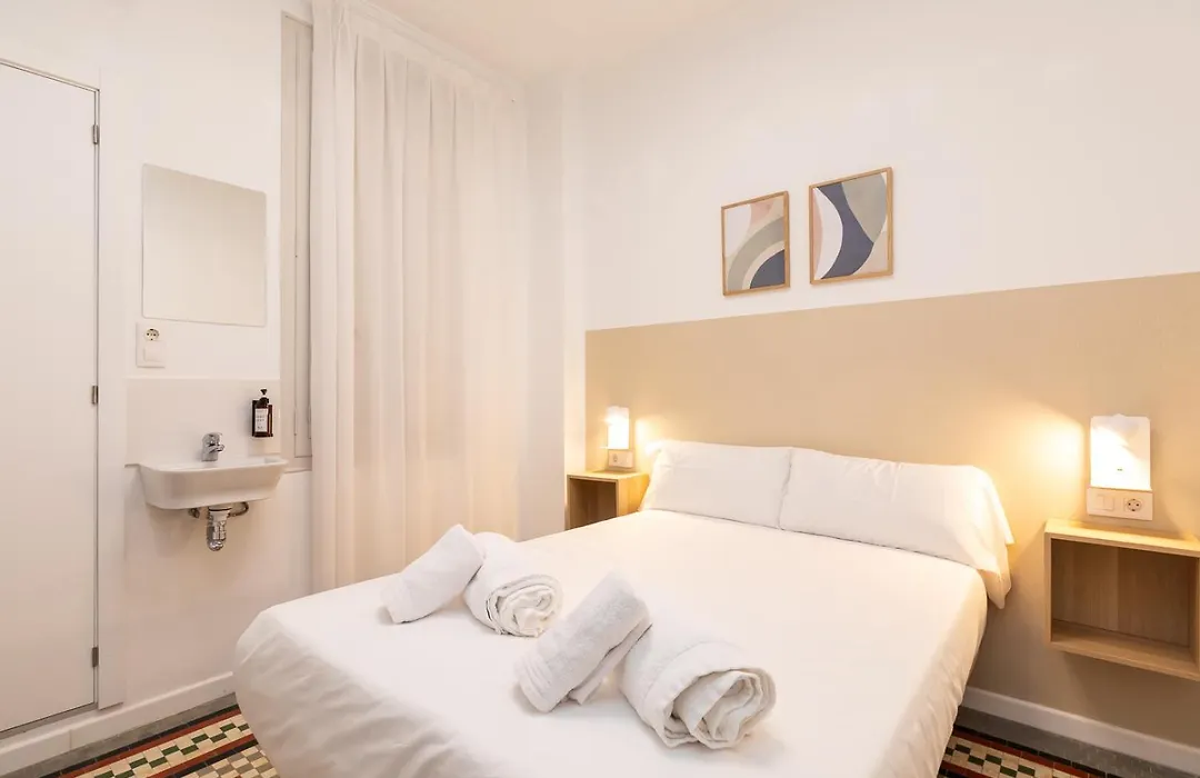 Pension Alicante By Moontels-1