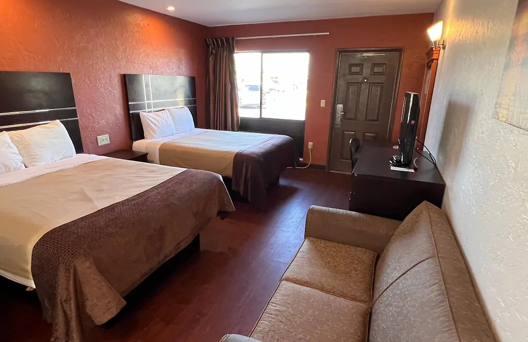 Budget Inn Of Okeechobee-1