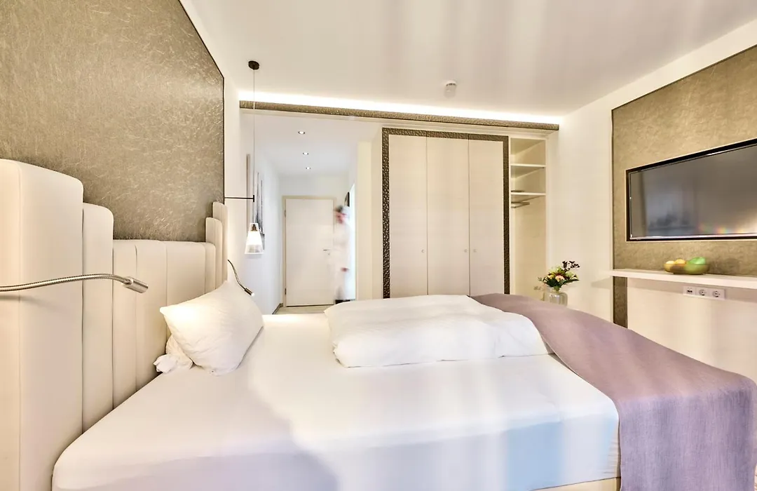 Janssens Hotel-1