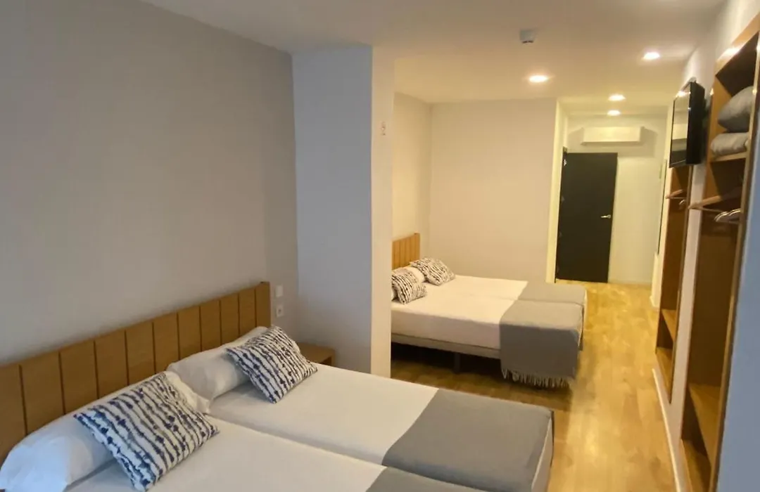 Nanit Valencia Hostel-1