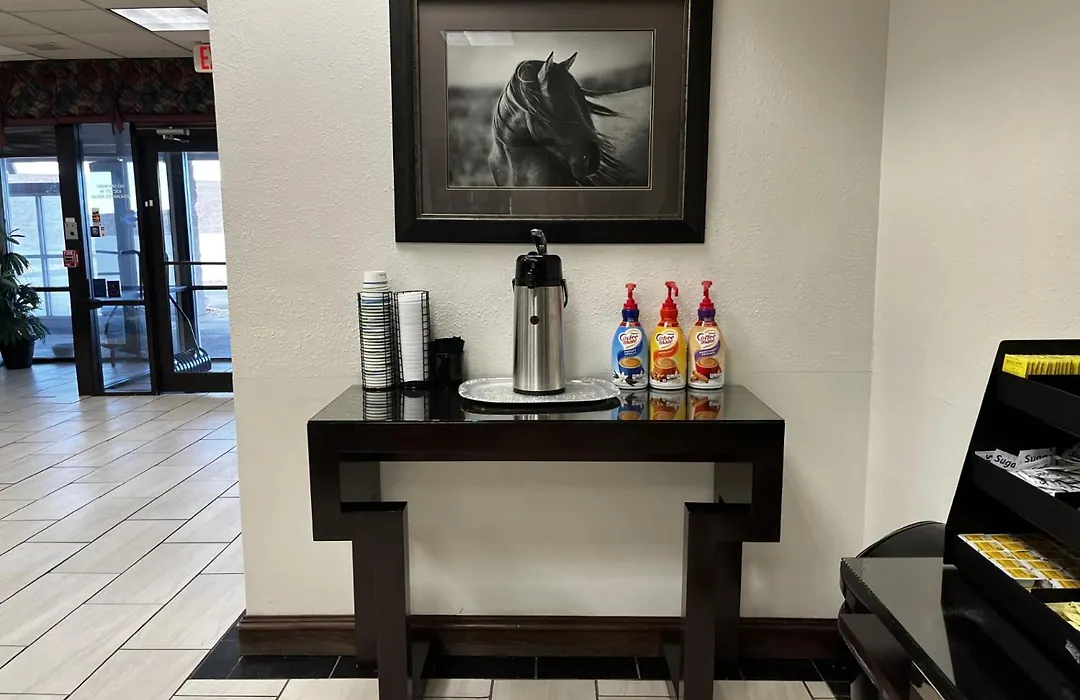 Budget Inn Laramie-1