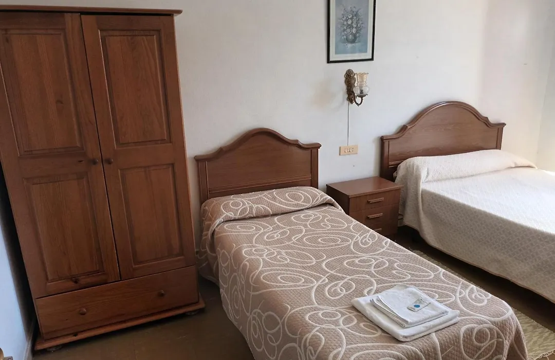 Hostal padornelo-1