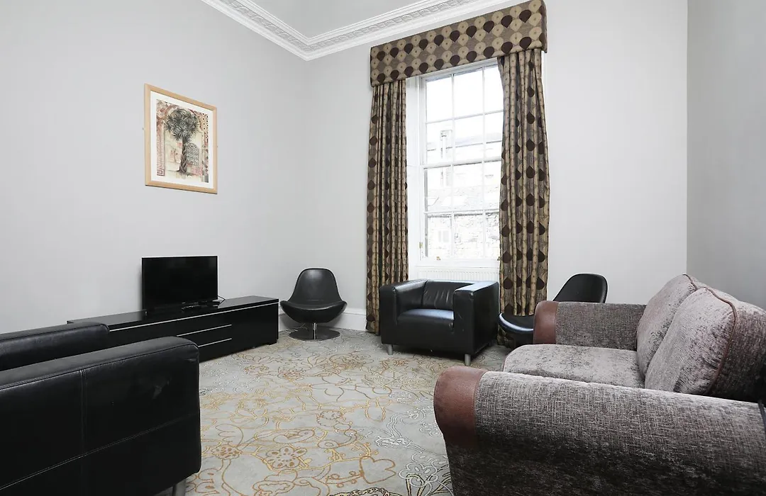Cairn Hotel & Apartments-1