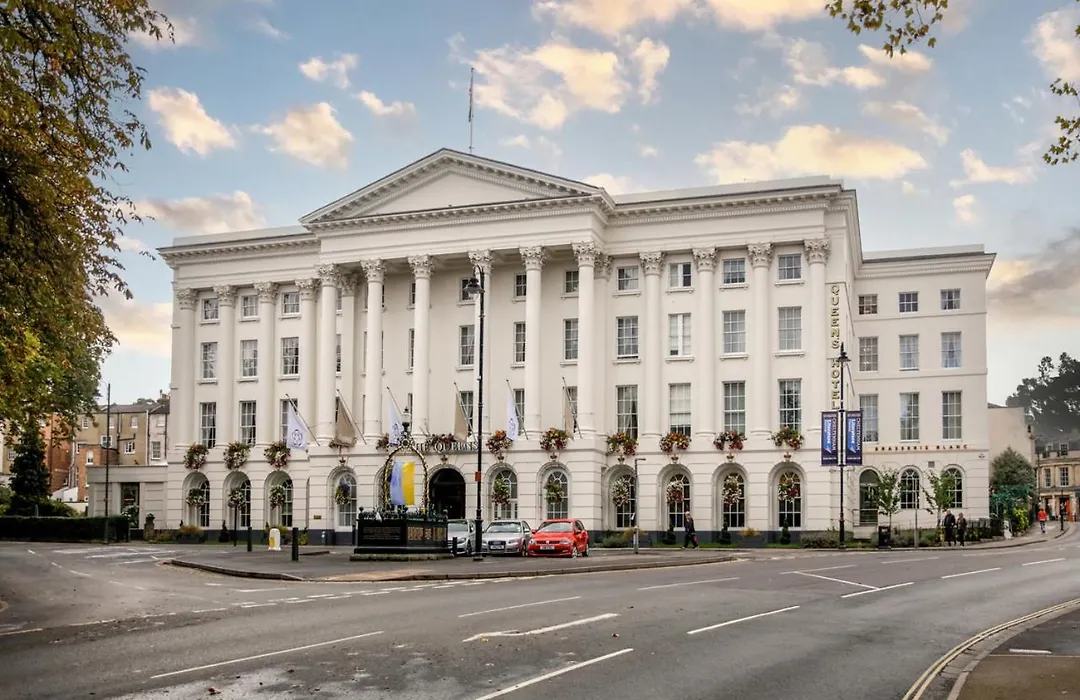 Queens Hotel Cheltenham-1