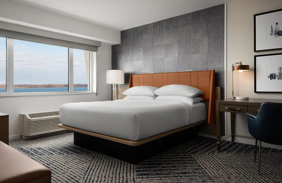 Sheraton Erie Bayfront Hotel-1