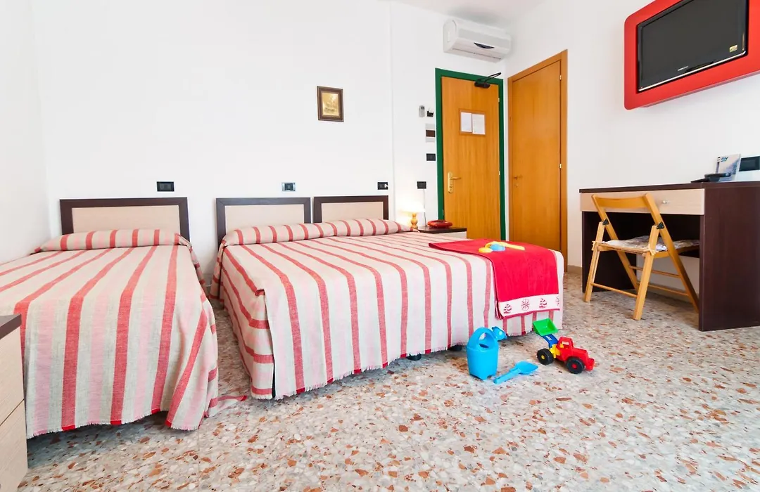 Hotel Milan-1
