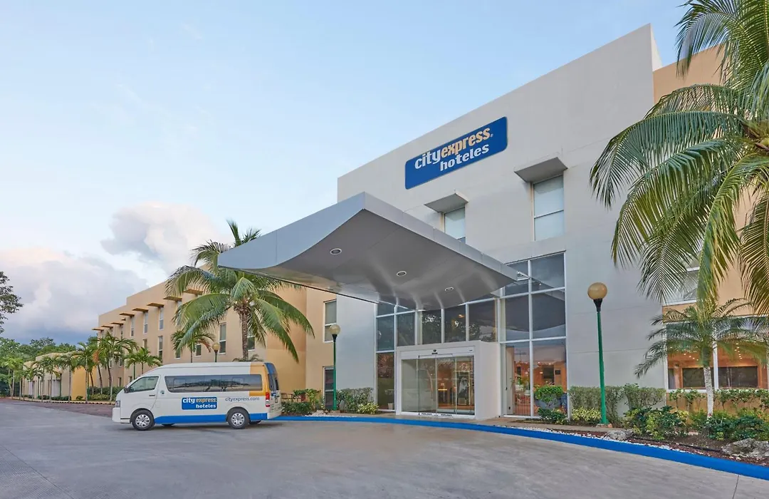 City Express By Marriott Playa Del Carmen-1