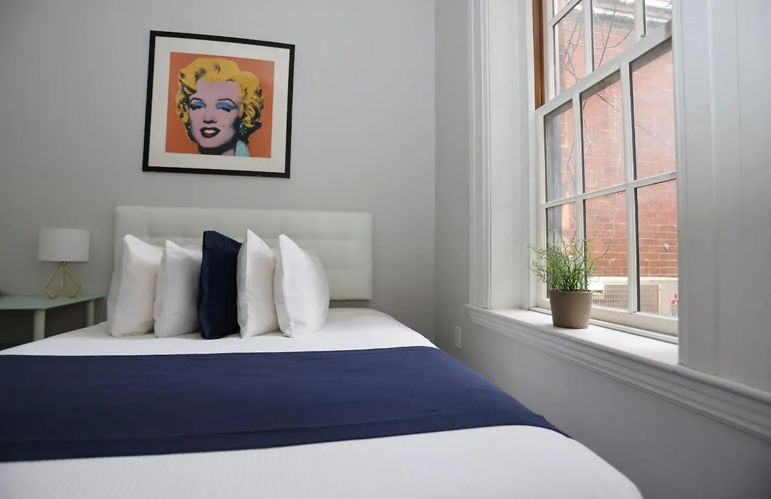 Charming & Stylish Studio On Beacon Hill #2-1