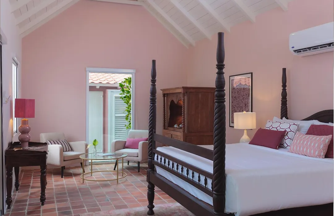 Kura Botanica Hotel-1