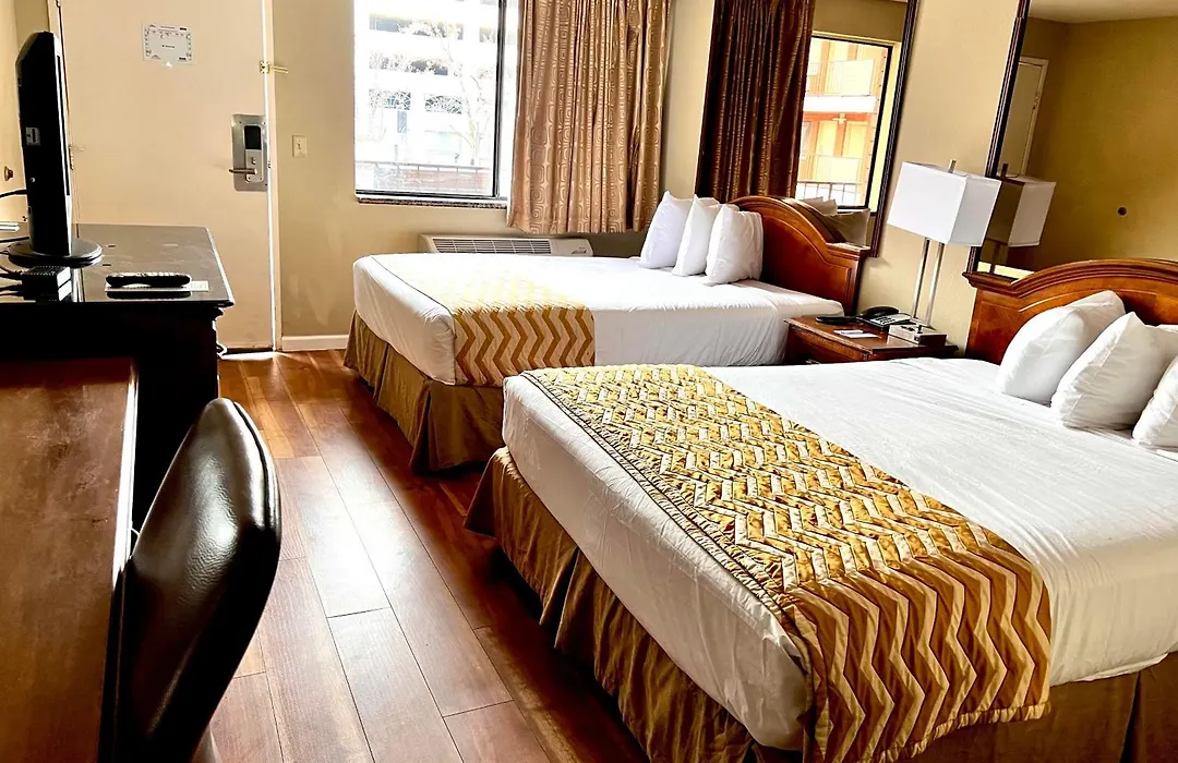 Travelodge By Wyndham Reno-1