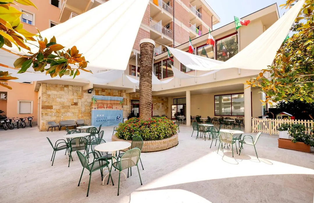 Hotel Giancarlo-1