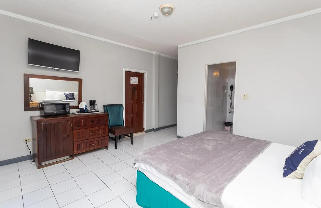 Caribic House-1