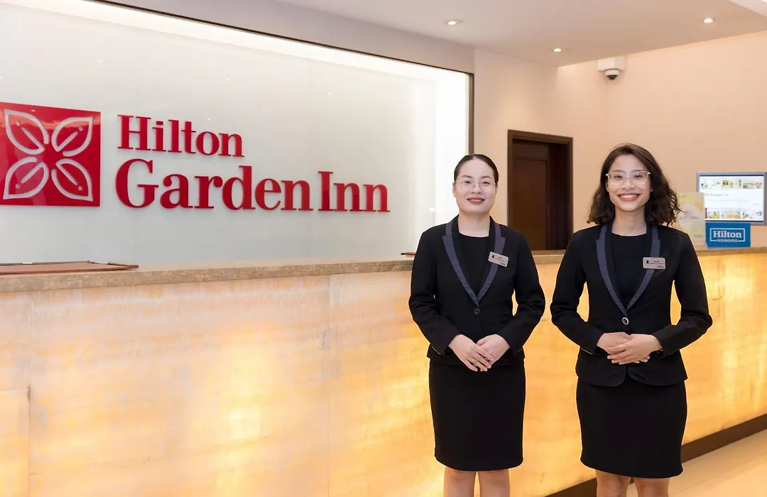 Hilton Garden Inn Hanoi-1