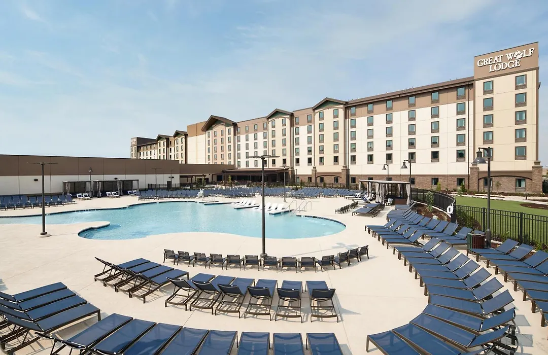 Great Wolf Lodge Manteca-1
