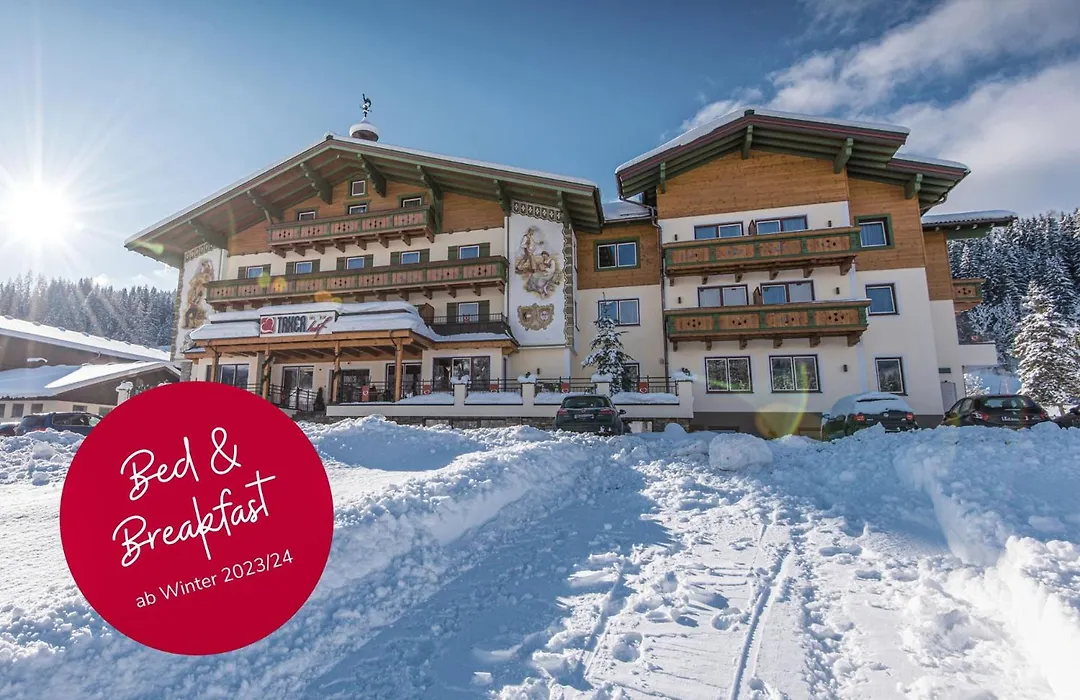 Hotel Taxerhof-1
