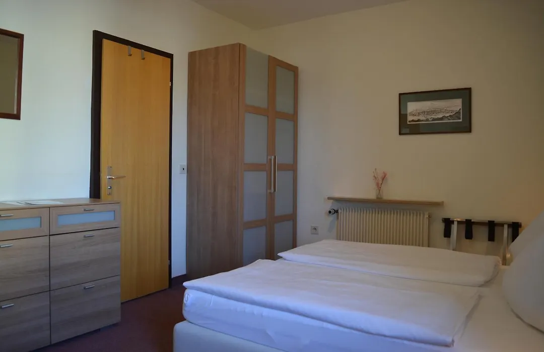 Hotel Garni Schlossblick-1