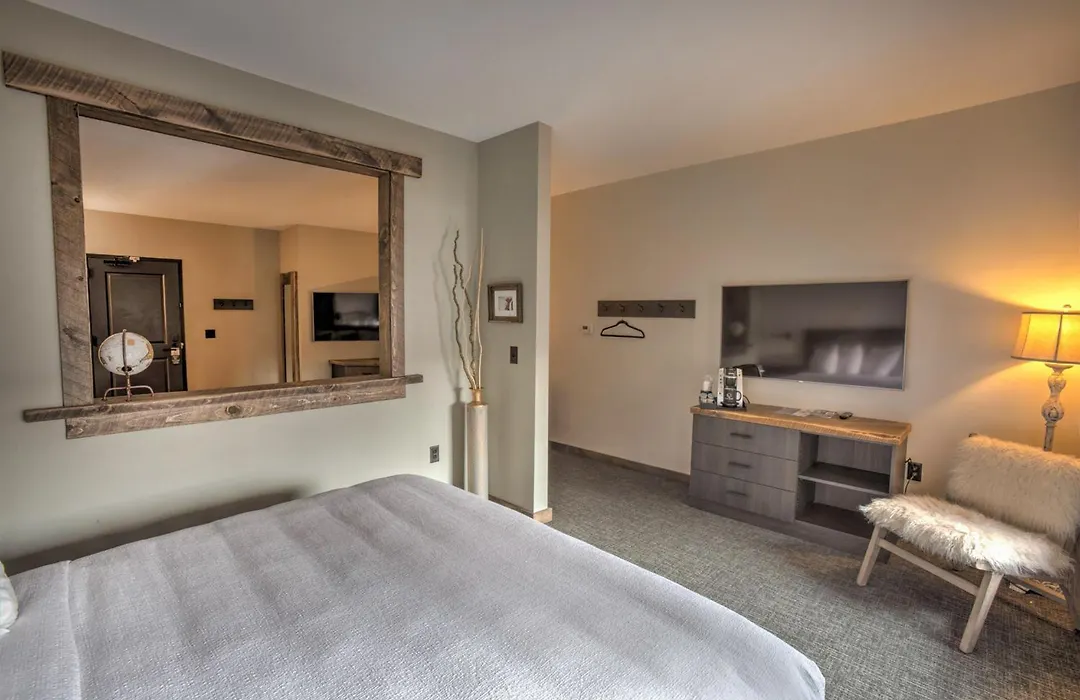 Hotel Crosby-1