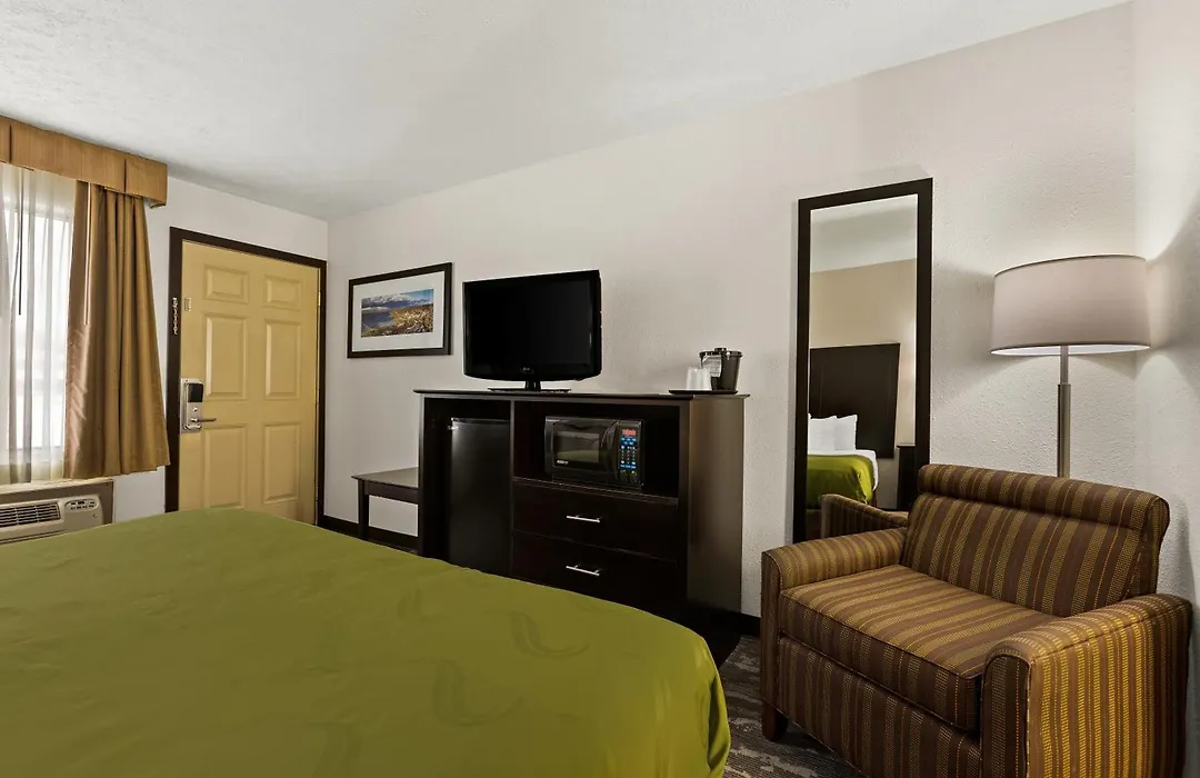 Quality Inn Traverse City-1