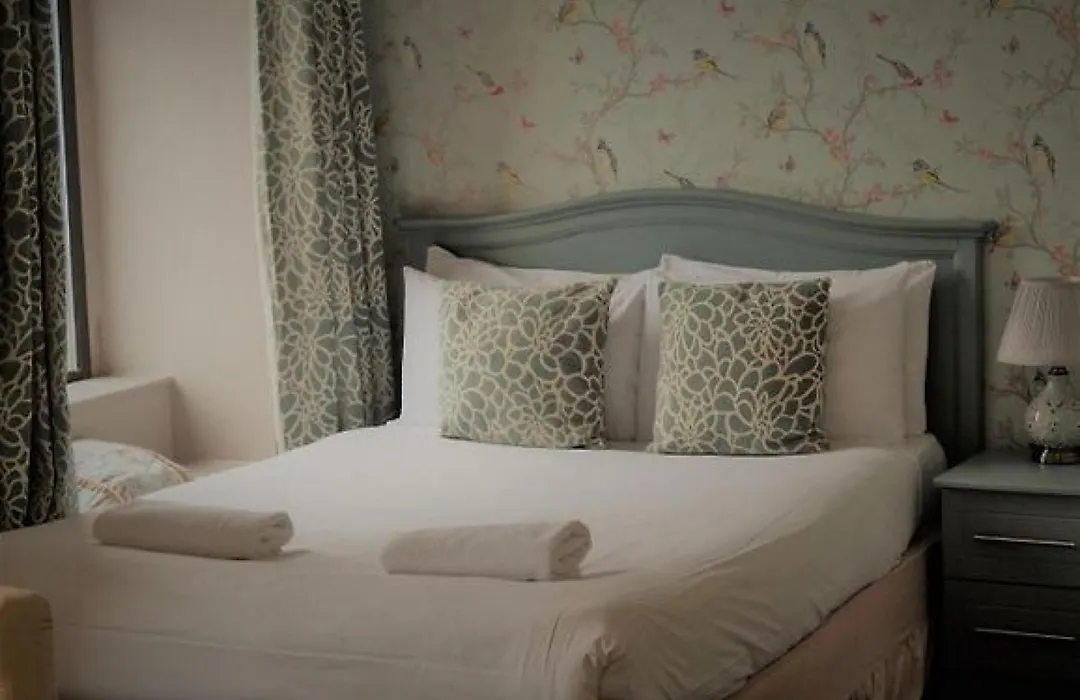 The Waterfront Townhouse Accommodation-1