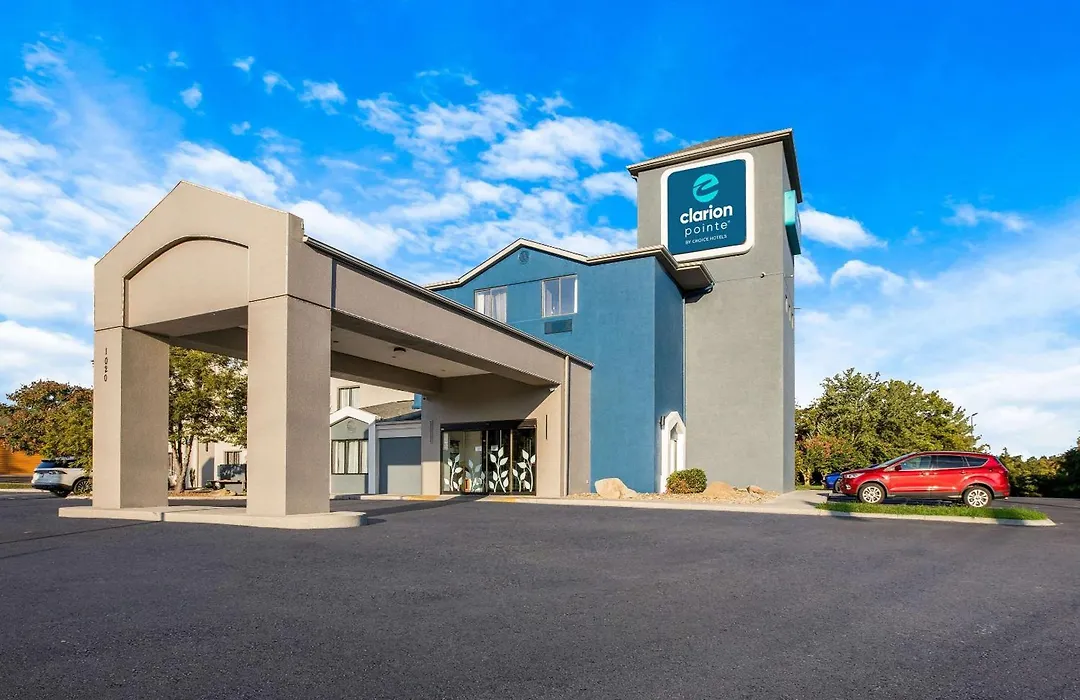 Clarion Pointe Sevierville-Pigeon Forge-1