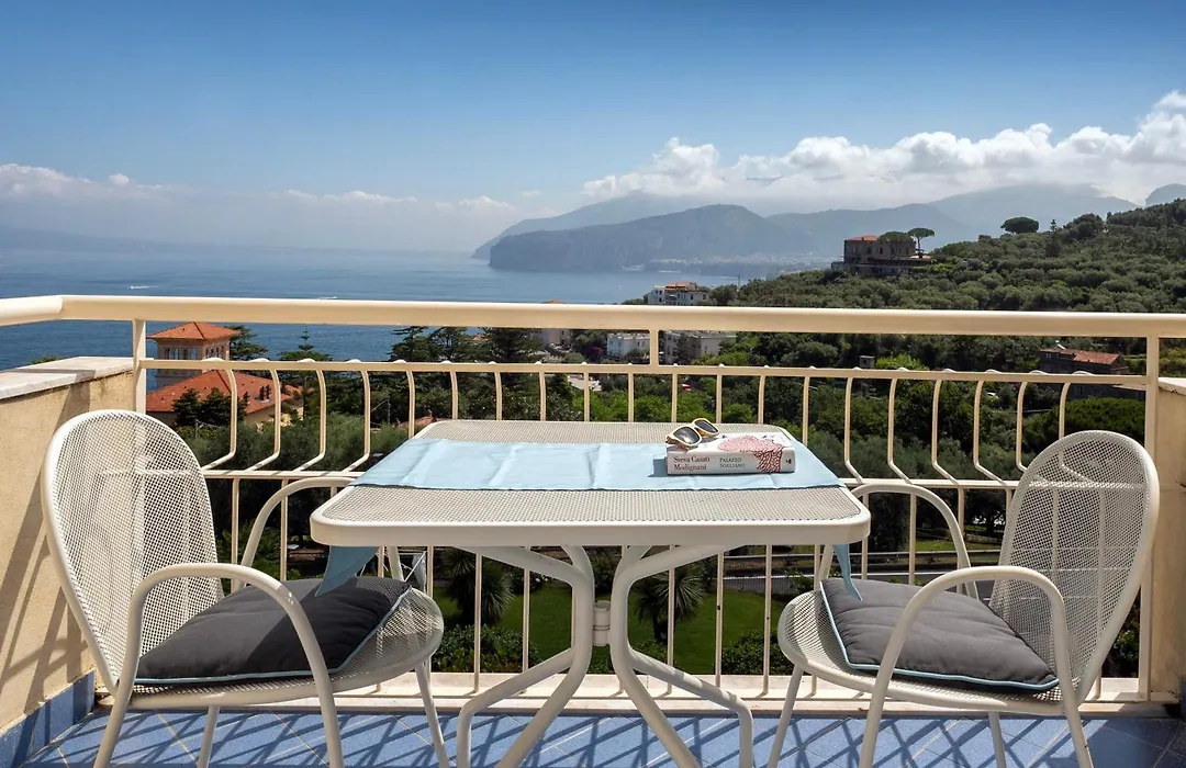 Grand Hotel Vesuvio-1