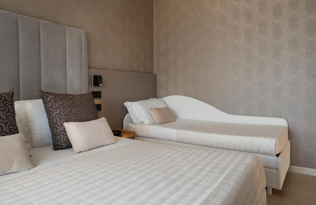 Hotel Ascot-1