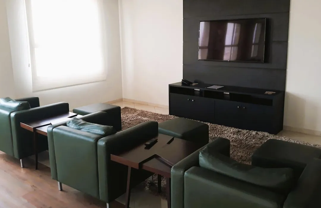 O Melhor Apart-Hotel da Cidade! Estacione Grátis-1