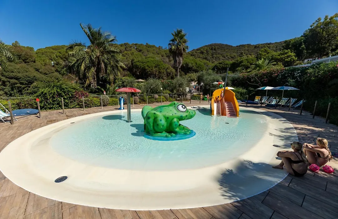 Camping Village Rosselba Le Palme-1