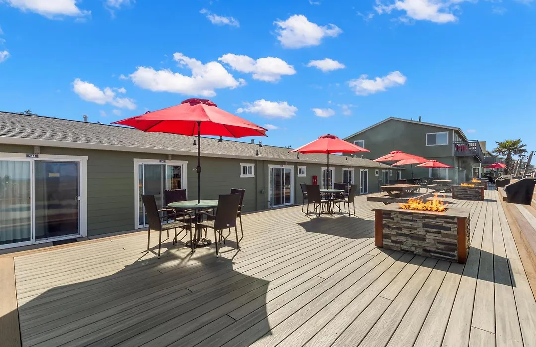 Beachcomber Motel-1