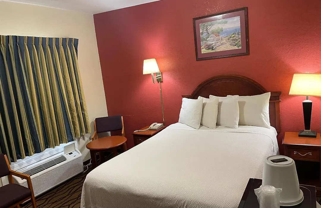 Express Inn-1