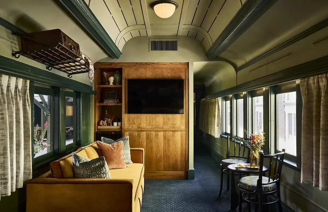The Hotel Chalet At The Choo Choo-1