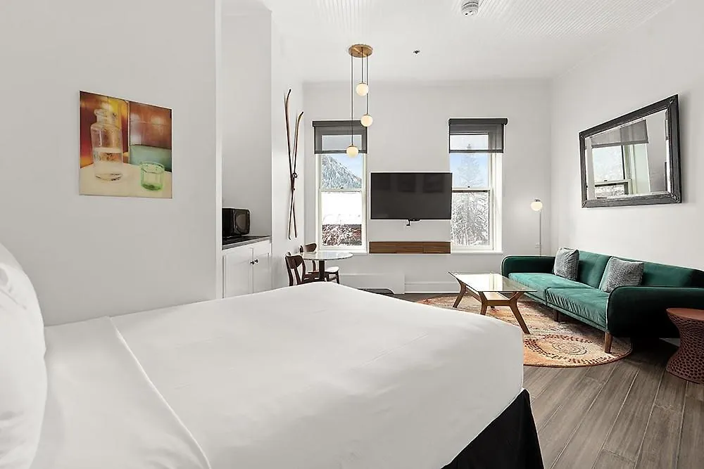 Independence Square 202, Hotel Room Over-Looking The Mall And Aspen Mountain-1