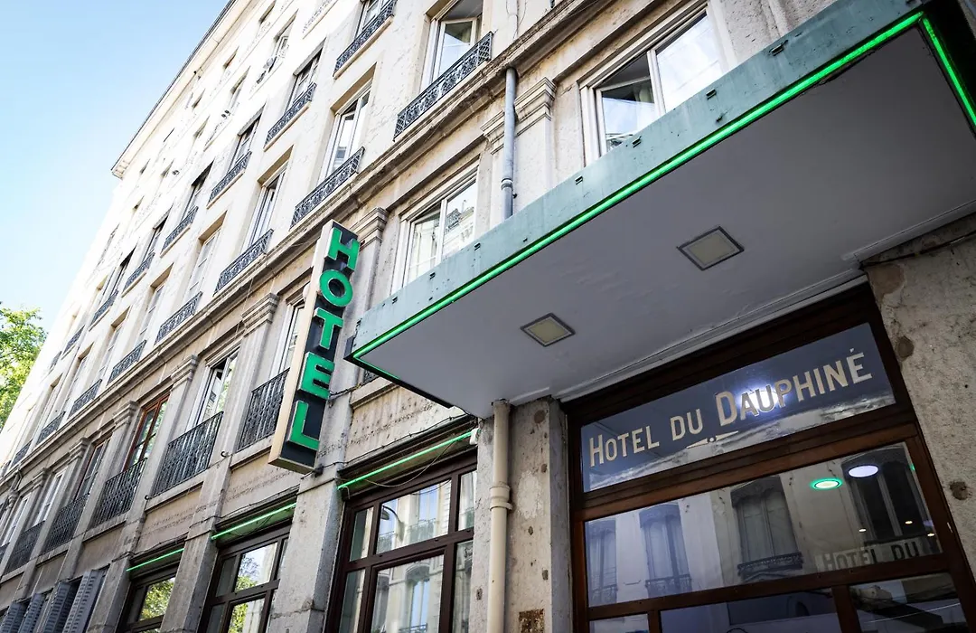 Hotel Du Dauphiné-1