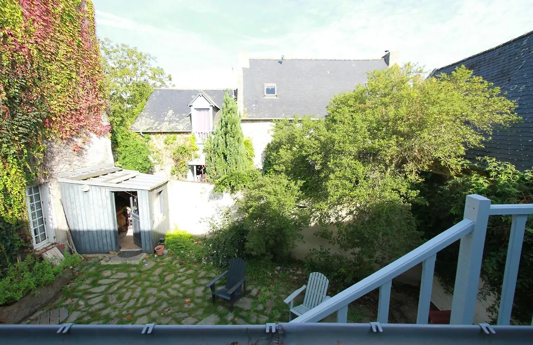 La Haute Flourie - Bed And Breakfast -Chambres D'Hotes-1