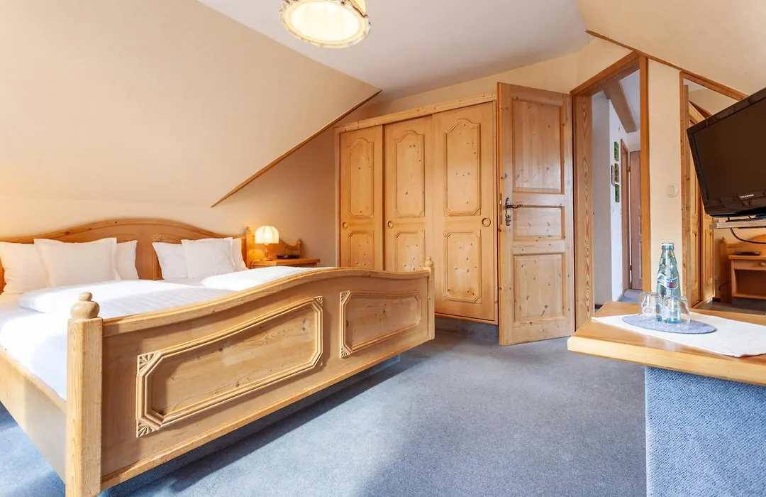 Hotel Sauerländer Hof-1
