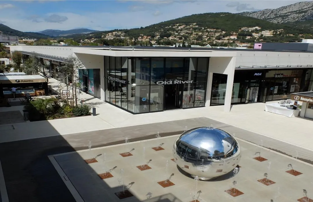 Holiday Inn Express Toulon - Est By Ihg-1