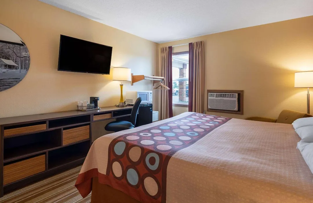 Super 8 By Wyndham Mattoon-1