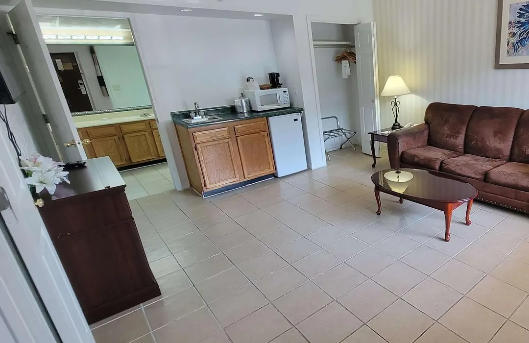 Ramada By Wyndham Mountain Home-1