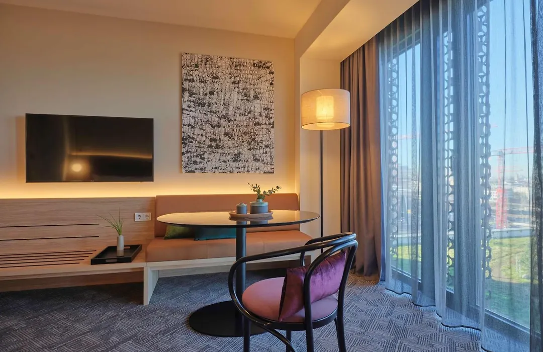 Adina Apartment Hotel Munich-1
