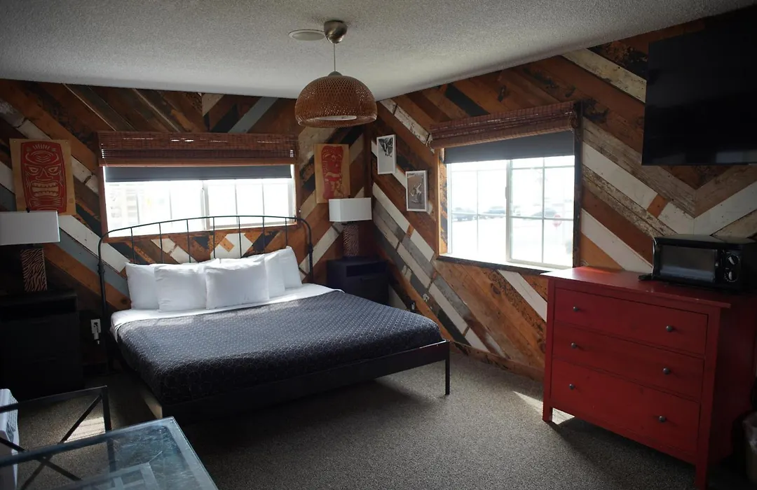 Huntington Surf Inn-1