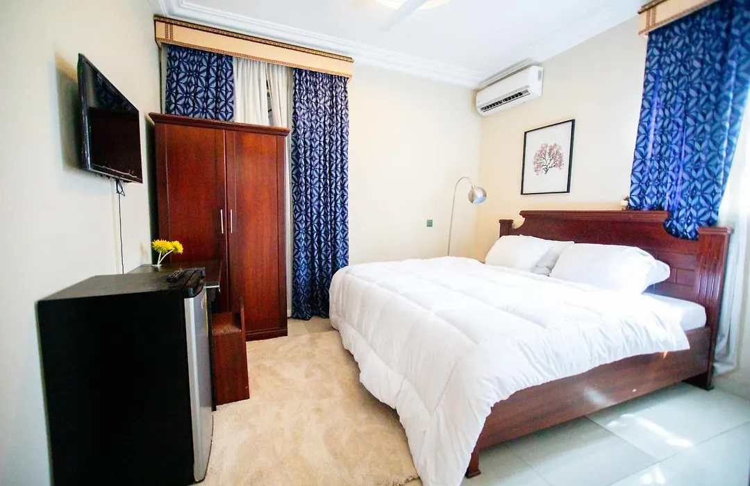 Aduk Guest House Airport City Accra-1