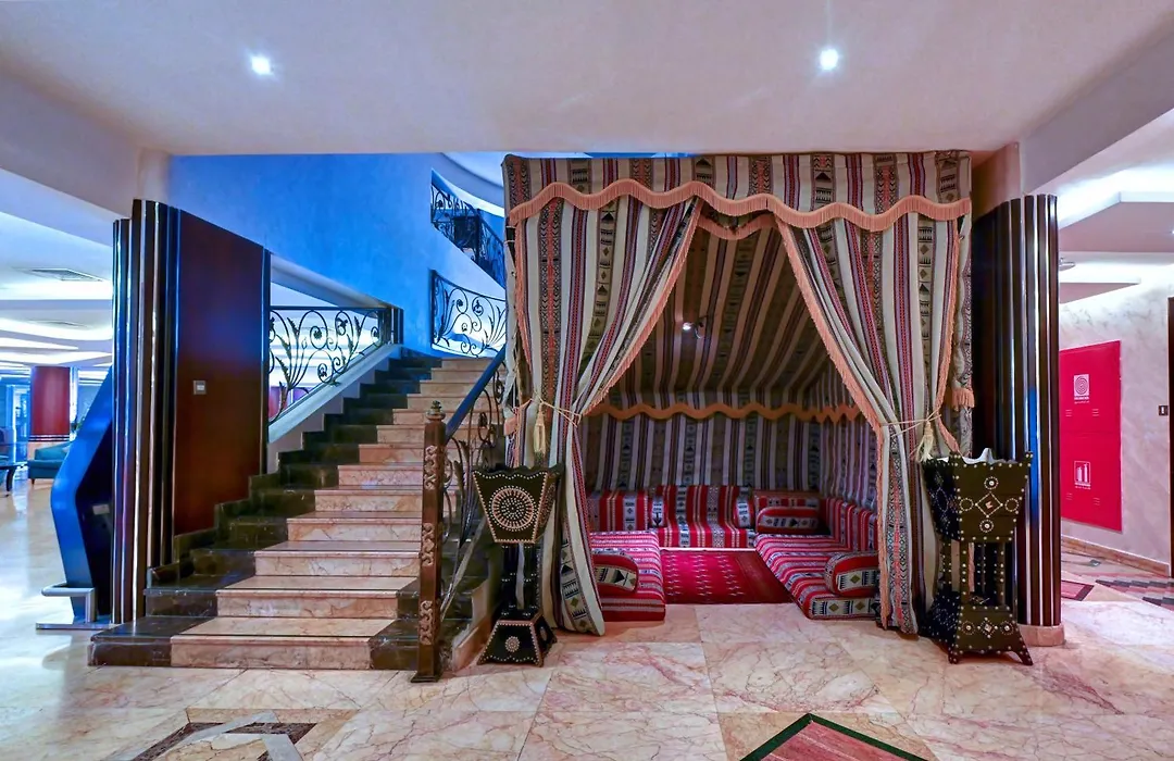 Al Bustan Hotel-1
