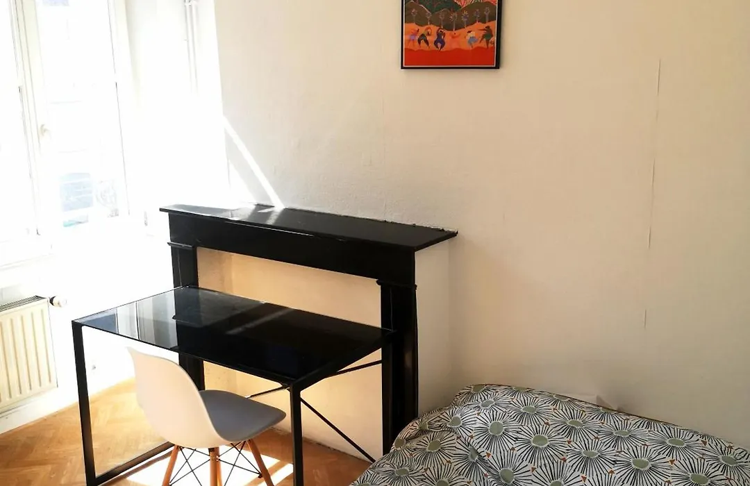 Chambre privée centre ville-1