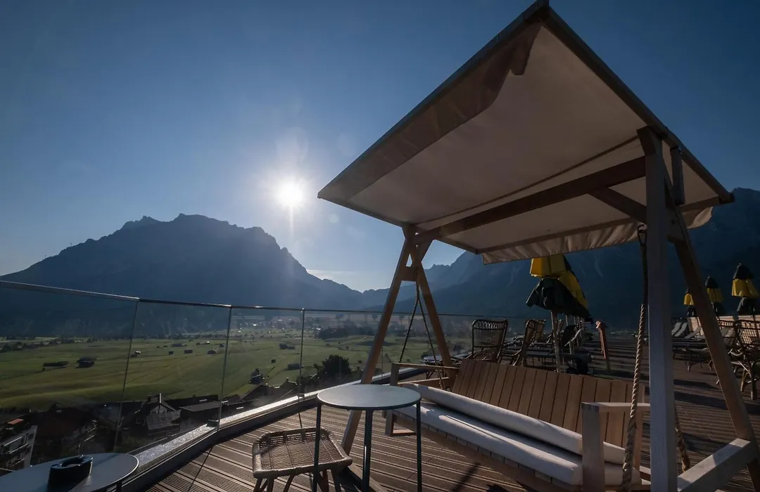Boutique Hotel Bellevue Lermoos-1
