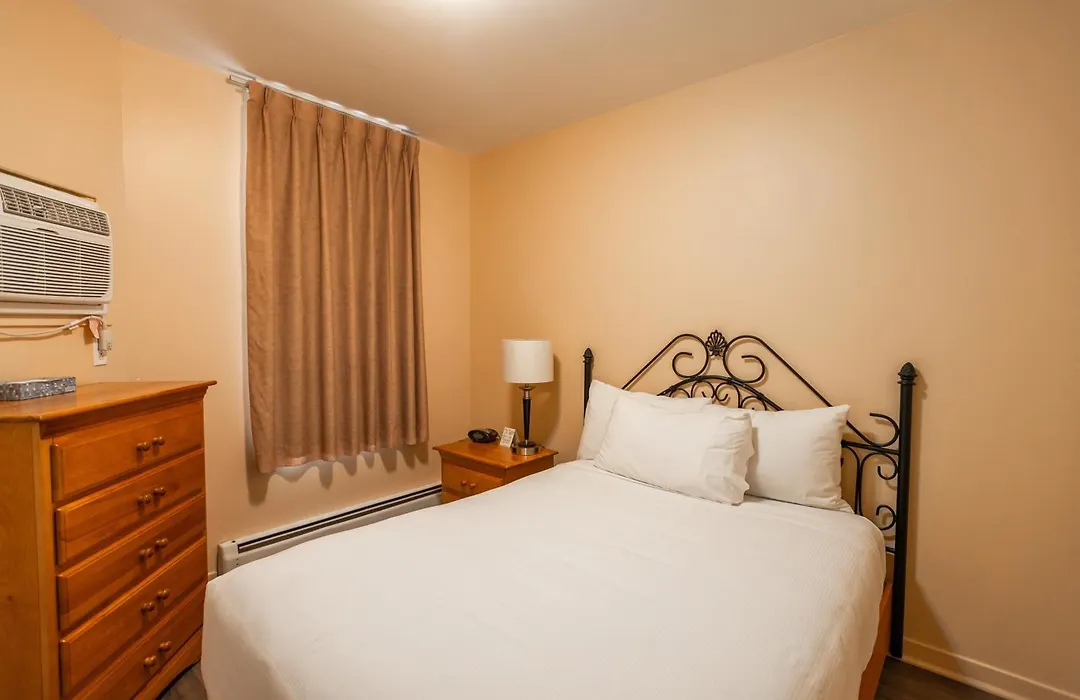 Hotel le Roberval-1