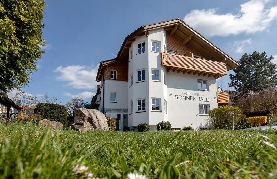 Landhotel Sonnenhalde-1