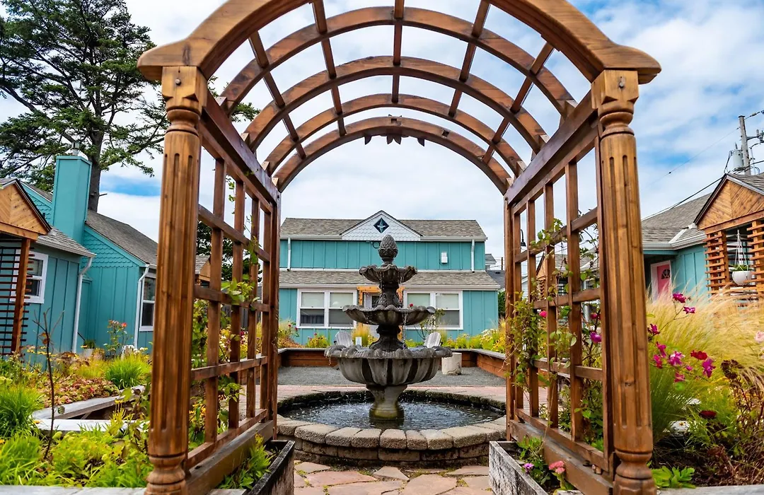 Inn At Haystack Rock-1